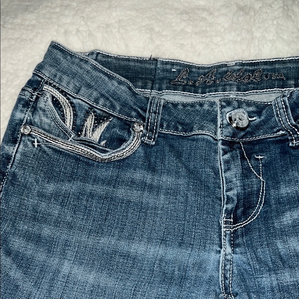 L.A. Idol Blue Skinny Jeans with Embroidered Design - Picture 7 of 15